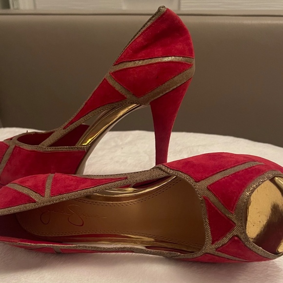 Shoes - Picture 2 of 4